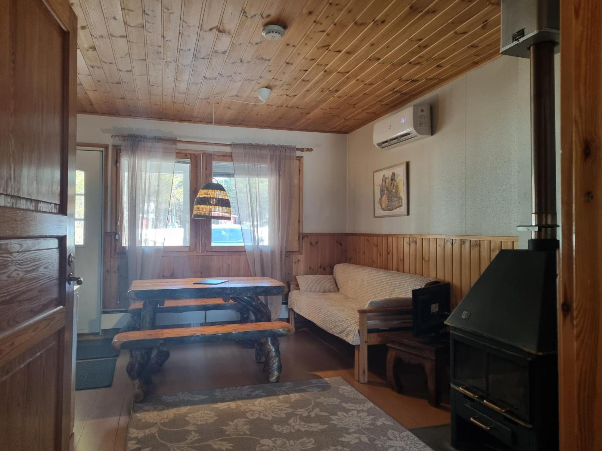 Kaamasen Kievari Kaamanen Buitenkant foto