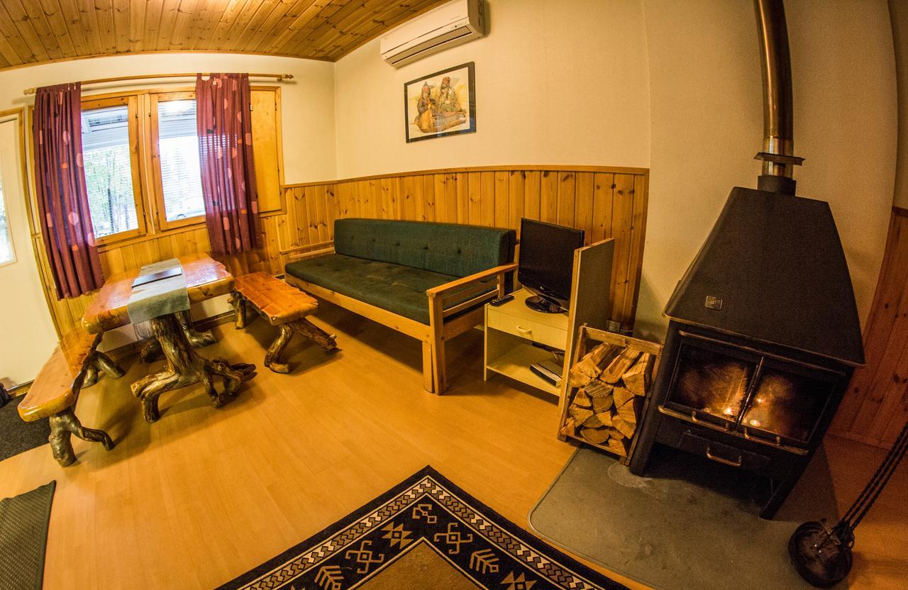 Kaamasen Kievari Kaamanen Buitenkant foto